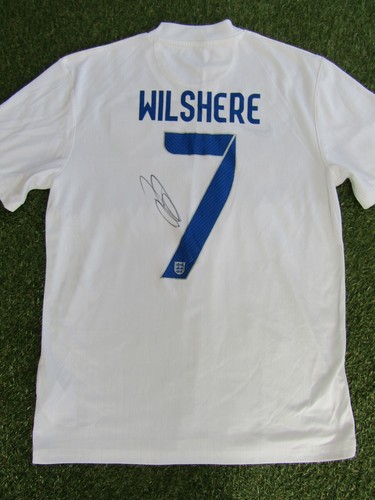 Jack wilshere hand signed - #7,