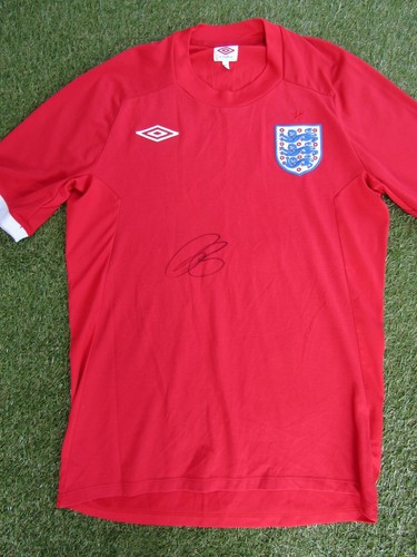Jack wilshere hand signed - jack,